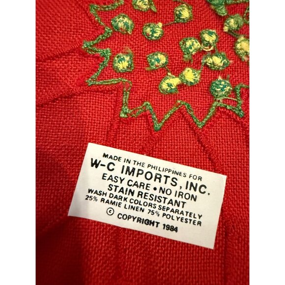 VTG  Embroidered Red Poinsettia Placemats Accessories Set coaster /pot-holders - Picture 9 of 11